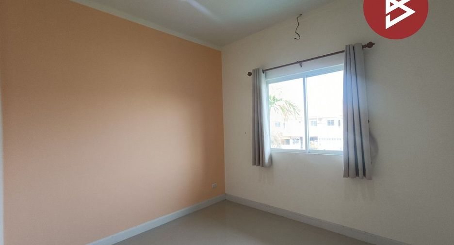 For sale 4 bedrooms townhouse in Phra Samut Chedi, Samut Prakan