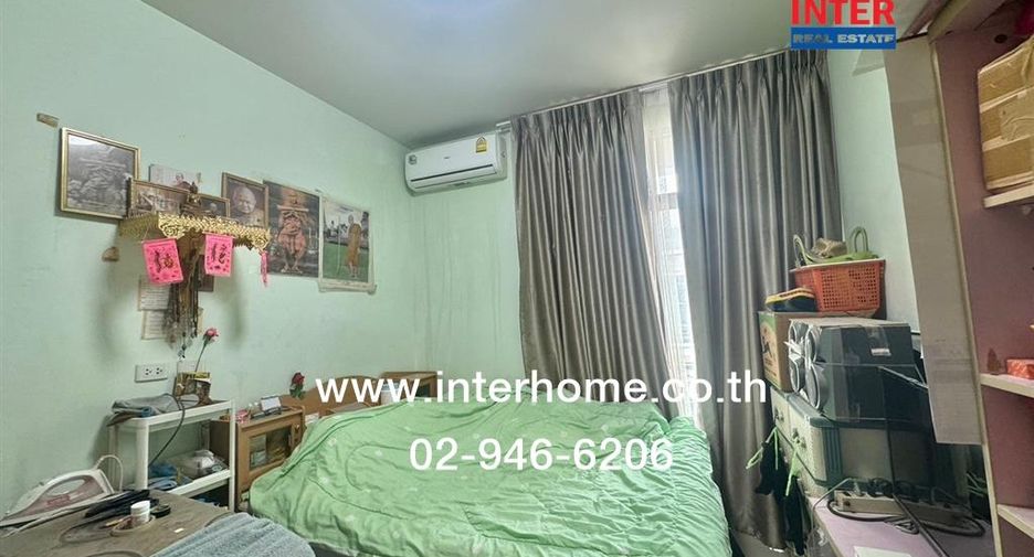 Casa adosada en venta de 4 habitaciones en Phra Samut Chedi, Samut Prakan