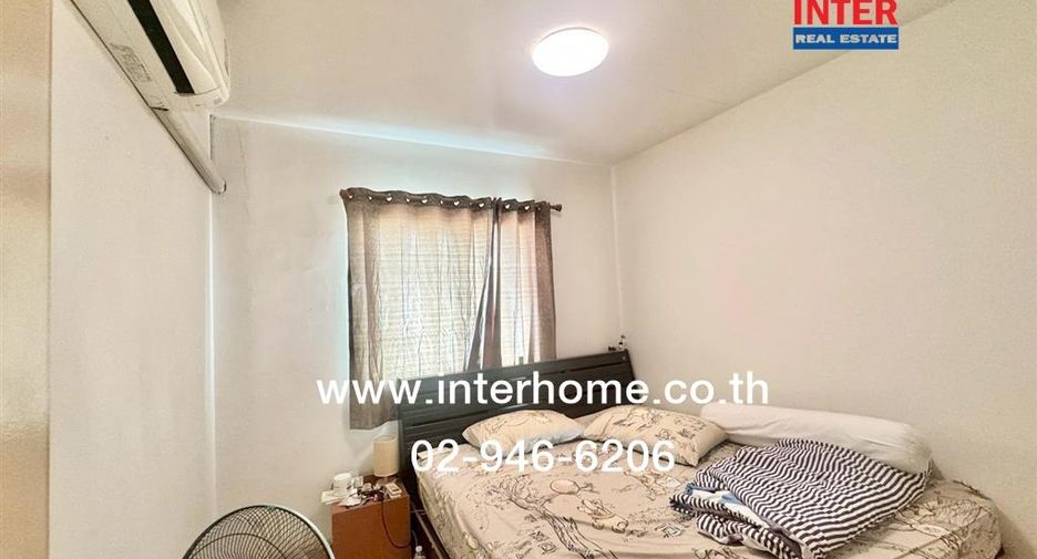 For sale 3 ベッドルーム townhouse in Krathum Baen, Samut Sakhon