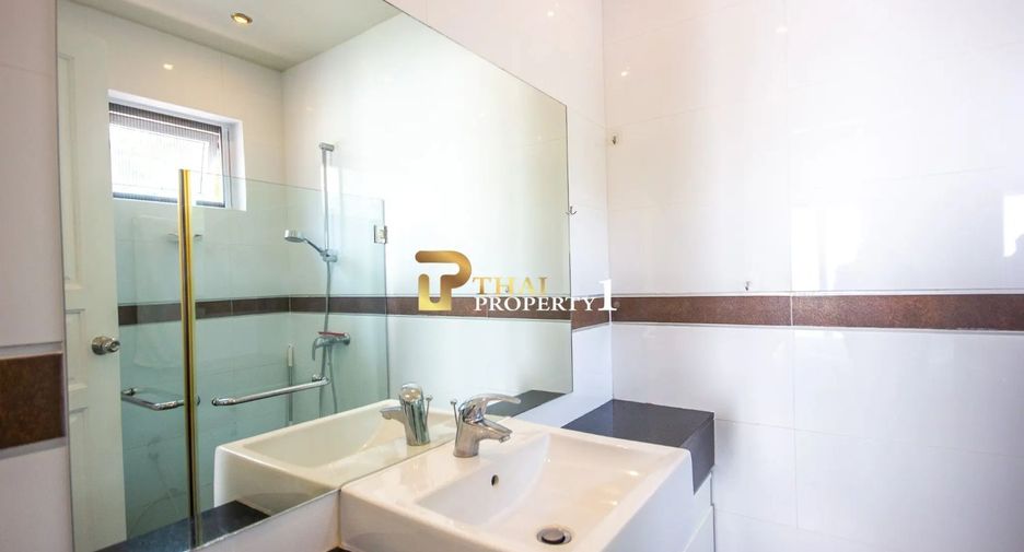 For sale 3 ベッドルーム villa in Hua Hin, Prachuap Khiri Khan