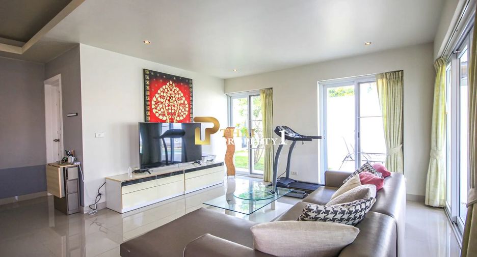 For sale 3 ベッドルーム villa in Hua Hin, Prachuap Khiri Khan
