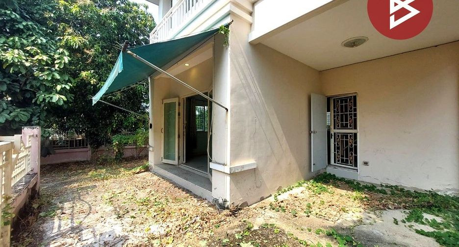 For sale 3 bedrooms house in Khlong Sam Wa, Bangkok