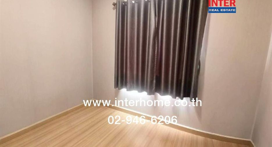 For sale 3 bedrooms townhouse in Mueang Samut Prakan, Samut Prakan