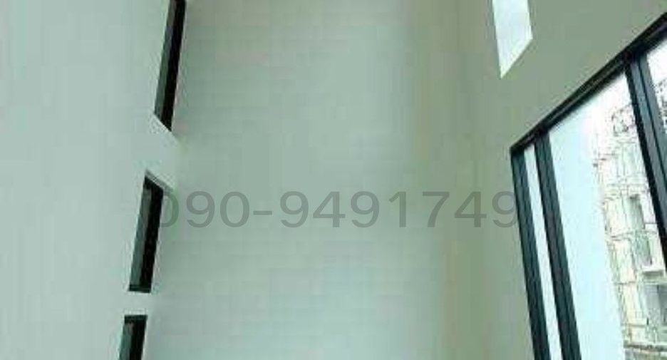 For rent 4 bedrooms retail Space in Chatuchak, Bangkok