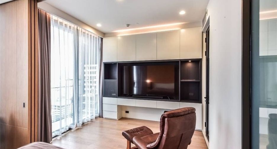 For rent and for sale 1 bed condo in Bang Rak, Bangkok