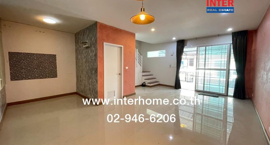 For sale 3 bedrooms townhouse in Lam Luk Ka, Pathum Thani