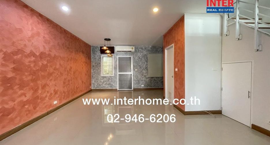 For sale 3 bedrooms townhouse in Lam Luk Ka, Pathum Thani