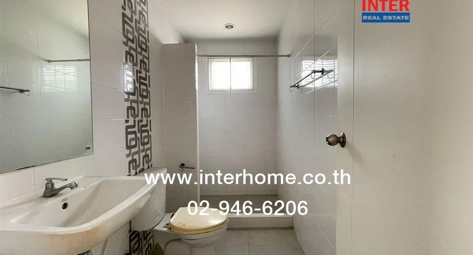 For sale 3 bedrooms townhouse in Lam Luk Ka, Pathum Thani