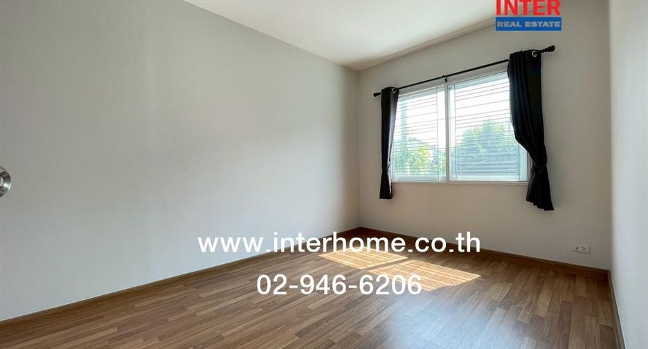 For sale 3 bedrooms townhouse in Lam Luk Ka, Pathum Thani