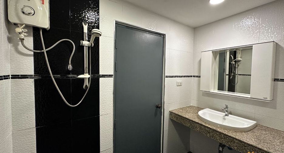 For rent studio condo in Bang Lamung, Chonburi