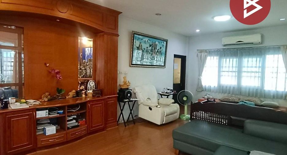 Casa en venta de 5 habitaciones en Mueang Chon Buri, Chonburi