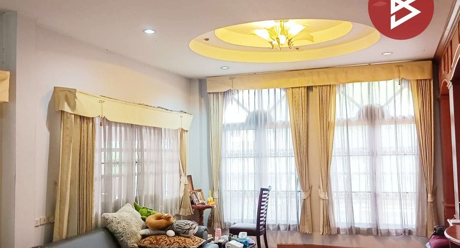 Casa en venta de 5 habitaciones en Mueang Chon Buri, Chonburi