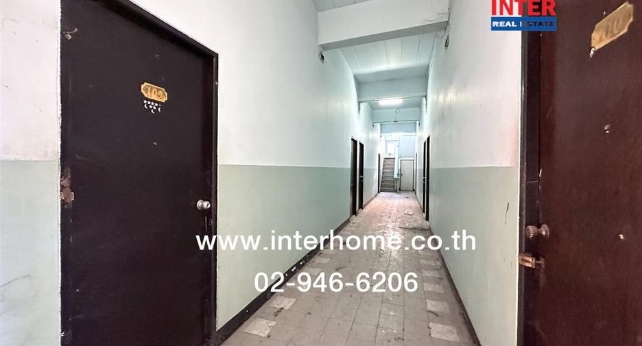 For sale 74 bedrooms apartment in Bang Kapi, Bangkok