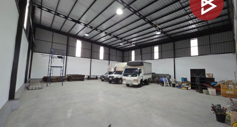 À vendre entrepôt à Krathum Baen, Samut Sakhon
