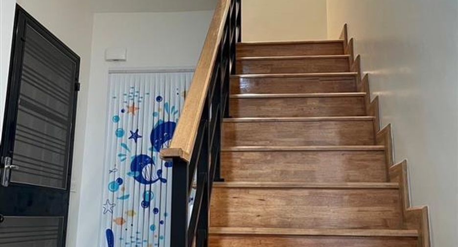 For sale 3 bedrooms house in Khlong Sam Wa, Bangkok