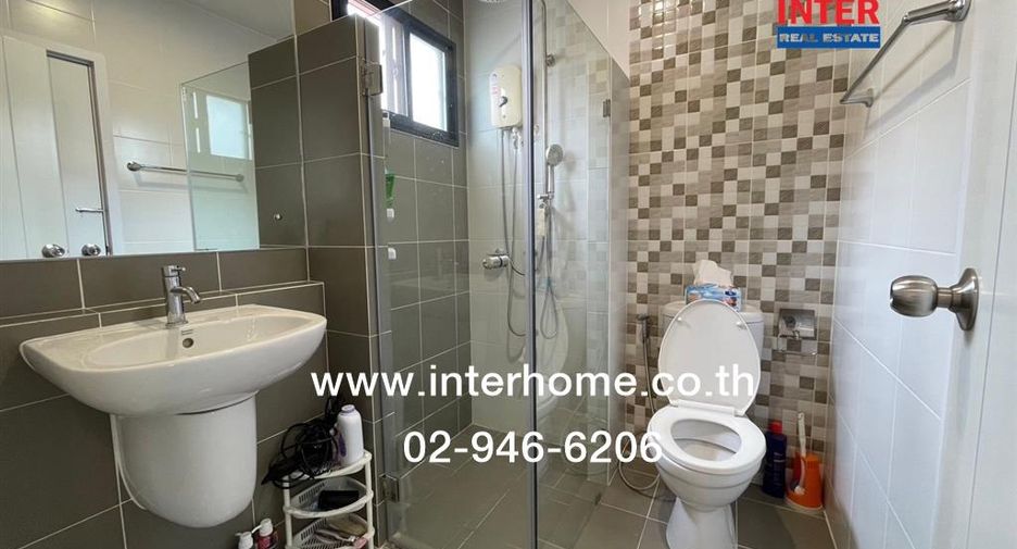 For sale 3 bedrooms house in Khlong Sam Wa, Bangkok