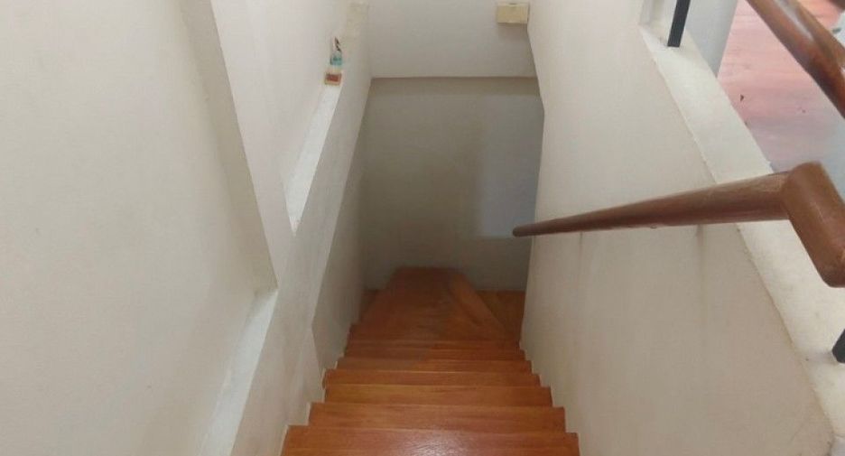 Casa adosada en venta de 2 habitaciones en Nong Chok, Bangkok