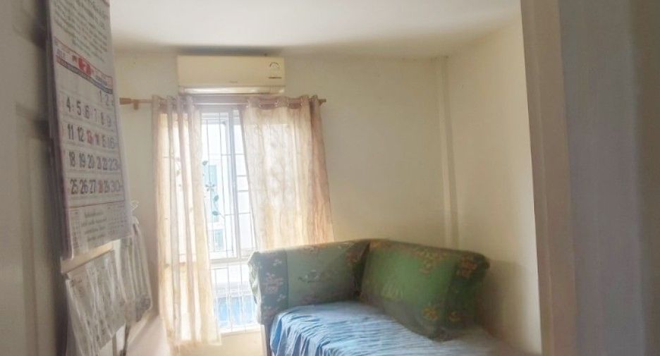 Casa adosada en venta de 2 habitaciones en Nong Chok, Bangkok