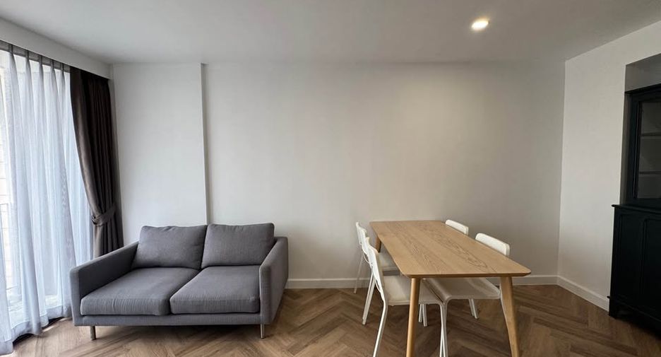 For rent 2 bedrooms condo in Phaya Thai, Bangkok