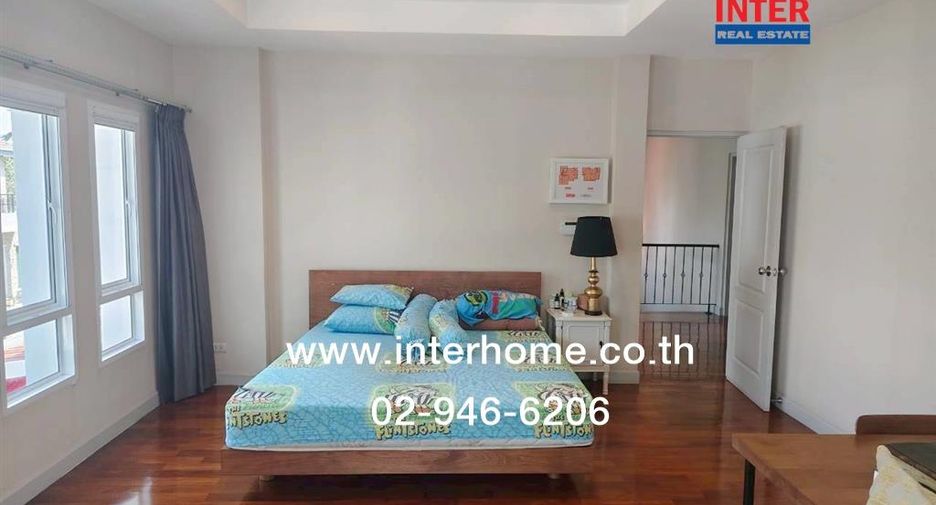 For sale 5 bedrooms house in Pathum Wan, Bangkok