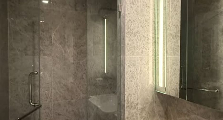 For rent 1 bed condo in Phaya Thai, Bangkok
