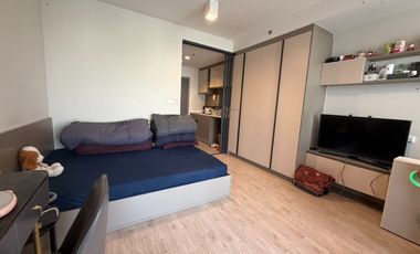 Wohnung zum Kauf mit 1 Zimmer in Khlong San, Bangkok