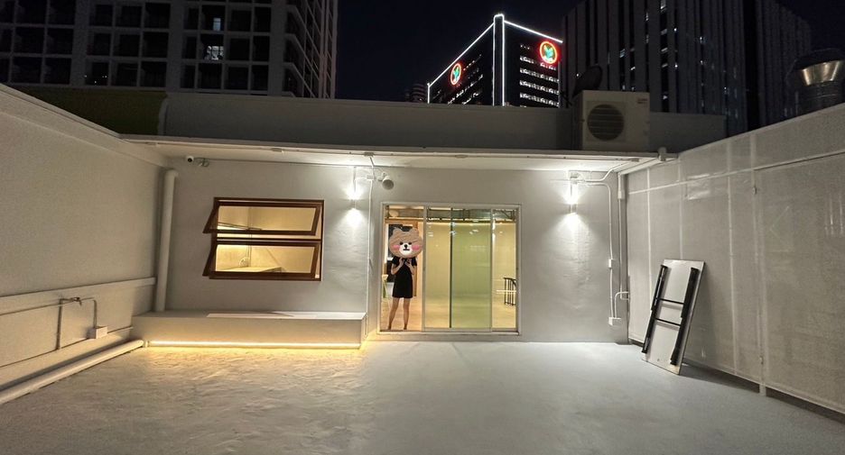 For rent retail Space in Phaya Thai, Bangkok