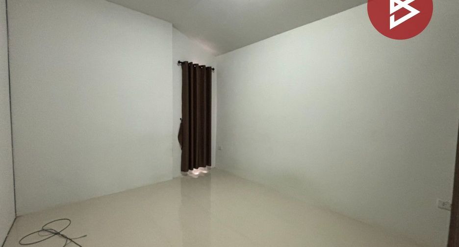 For sale 2 bedrooms townhouse in Khlong Sam Wa, Bangkok