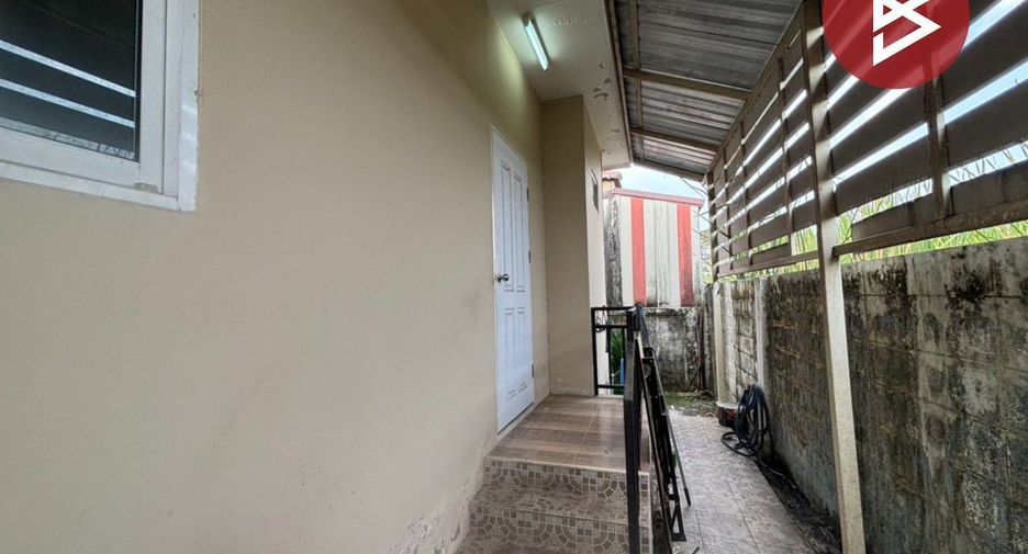 For sale 2 bedrooms townhouse in Khlong Sam Wa, Bangkok