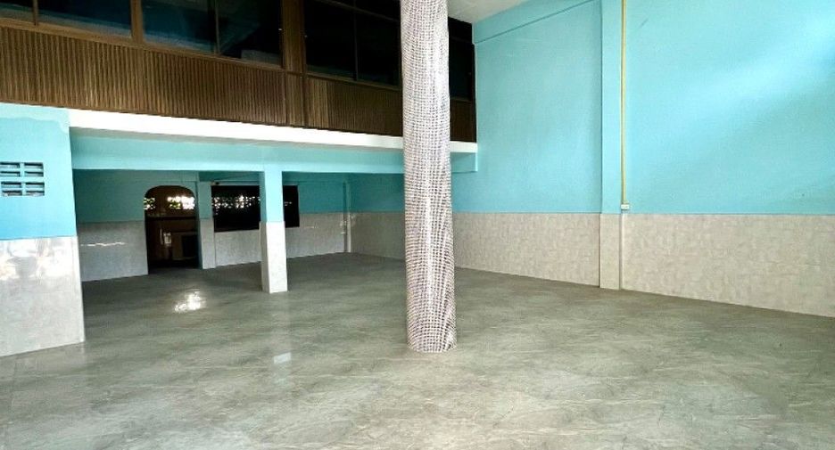 For sale retail Space in Bang Phli, Samut Prakan