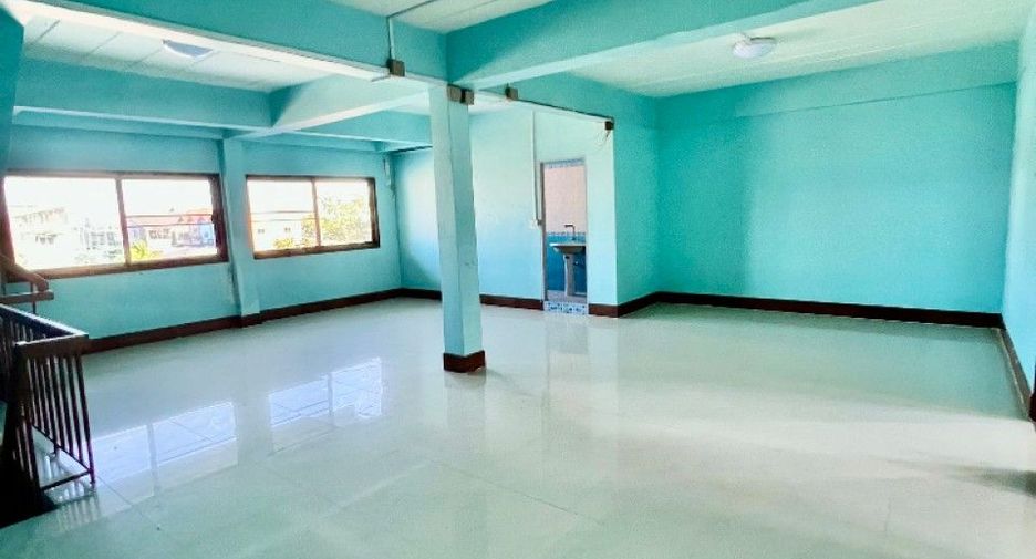 For sale retail Space in Bang Phli, Samut Prakan