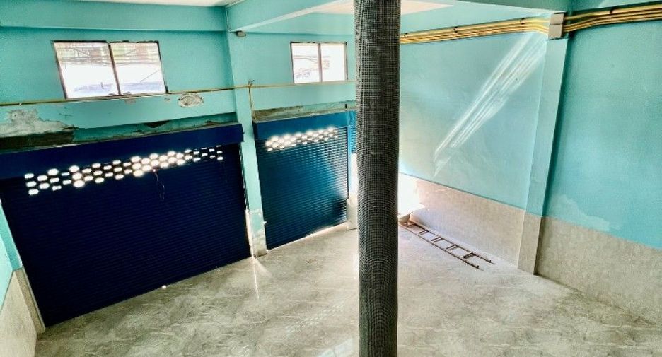 For sale retail Space in Bang Phli, Samut Prakan
