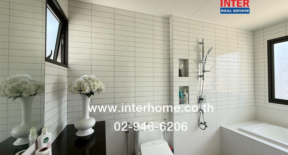 Haus zum Kauf mit 4 Zimmer in Bang Sao Thong, Samut Prakan