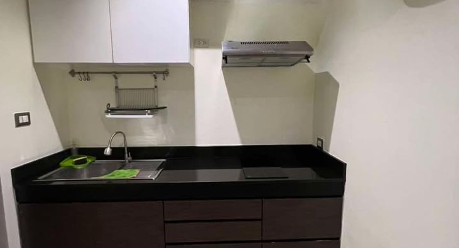 For sale 1 Beds condo in Din Daeng, Bangkok