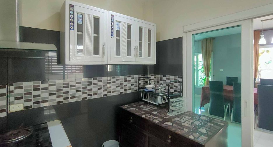 For rent 3 bedrooms house in Mueang Chiang Mai, Chiang Mai
