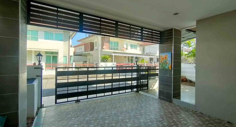 For rent 3 bedrooms house in Mueang Chiang Mai, Chiang Mai
