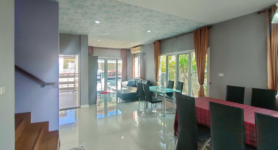 For rent 3 bedrooms house in Mueang Chiang Mai, Chiang Mai