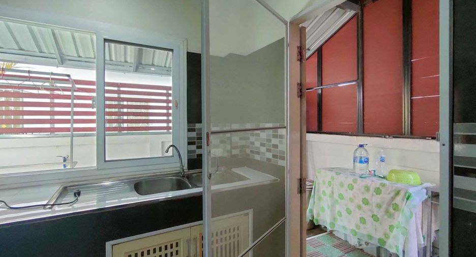 For rent 3 bedrooms house in Mueang Chiang Mai, Chiang Mai