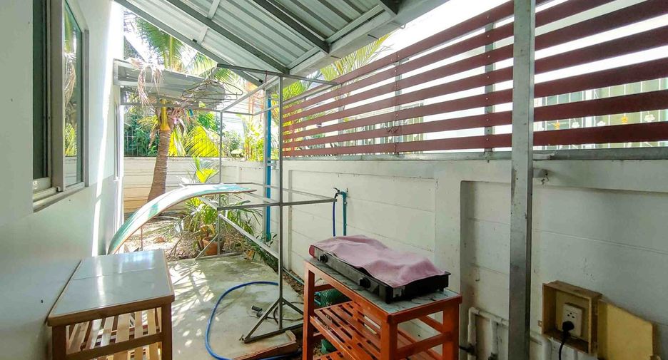 For rent 3 bedrooms house in Mueang Chiang Mai, Chiang Mai
