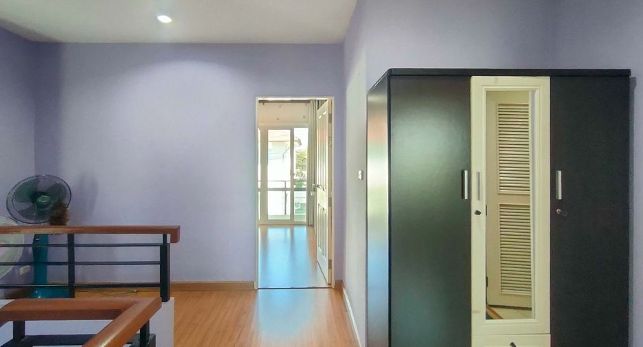 For rent 3 bedrooms house in Mueang Chiang Mai, Chiang Mai