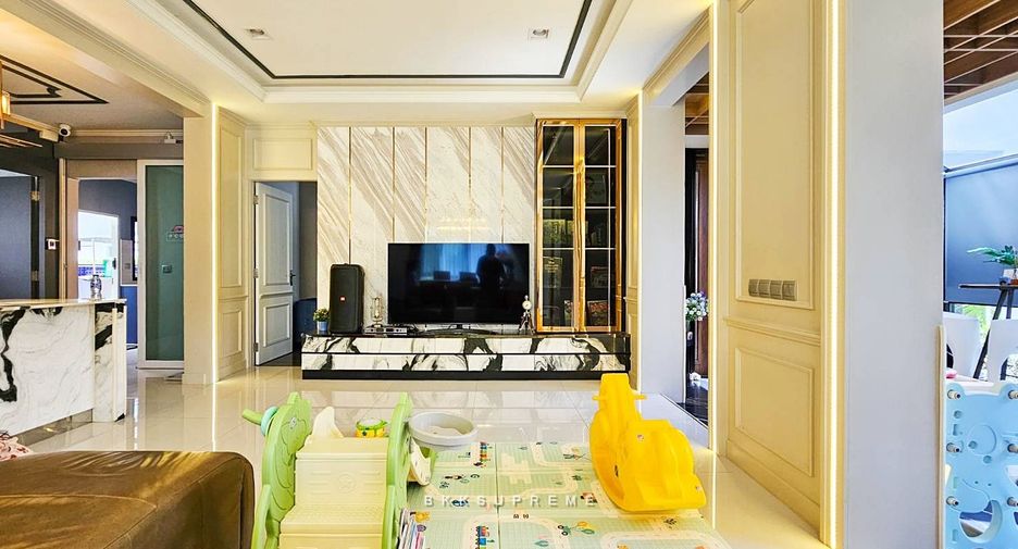 Casa en alquiler y en venta de 4 habitaciones en Bang Bua Thong, Nonthaburi
