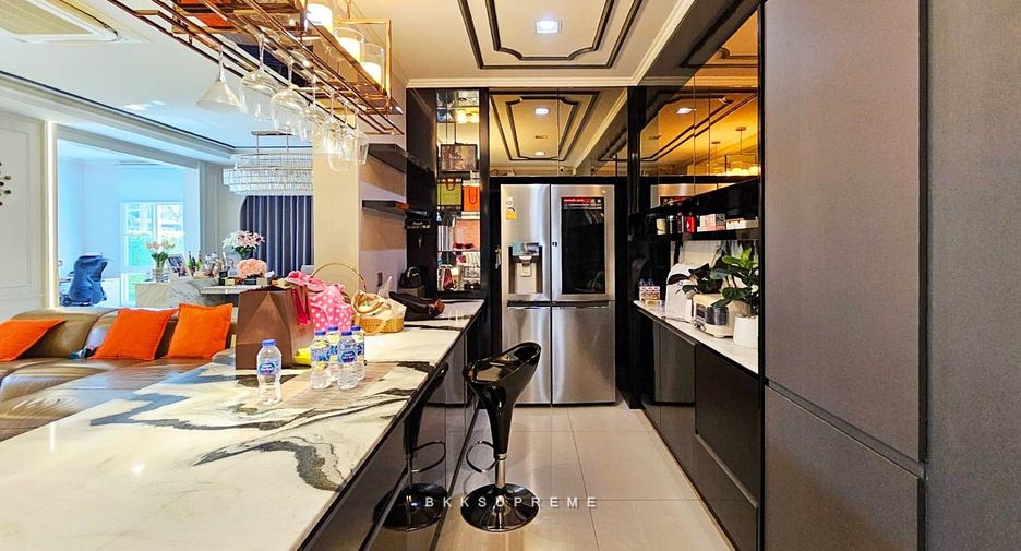 Casa en alquiler y en venta de 4 habitaciones en Bang Bua Thong, Nonthaburi