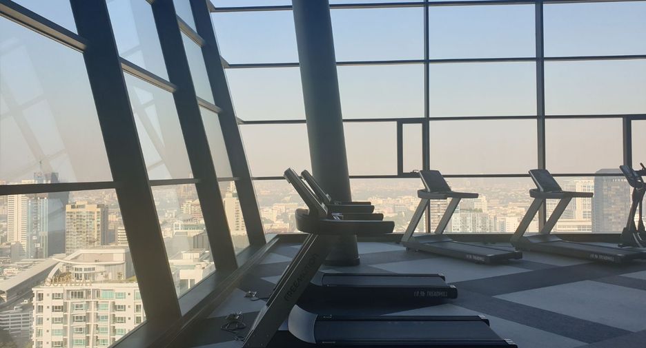 For rent 1 bed condo in Ratchathewi, Bangkok