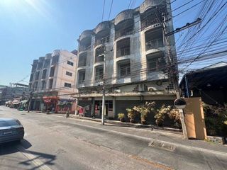For sale 1 bed retail Space in Taling Chan, Bangkok