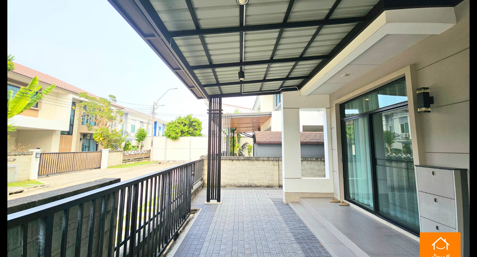 For sale 4 bedrooms house in Sai Mai, Bangkok