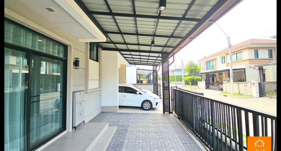 For sale 4 bedrooms house in Sai Mai, Bangkok