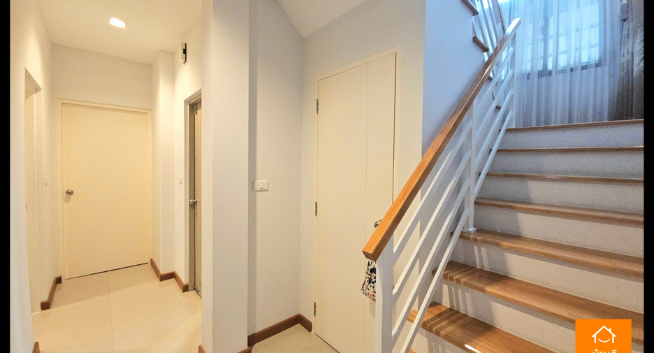 For sale 4 bedrooms house in Sai Mai, Bangkok