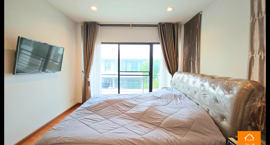 For sale 4 bedrooms house in Sai Mai, Bangkok
