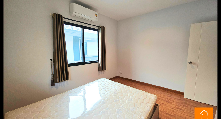 For sale 4 bedrooms house in Sai Mai, Bangkok