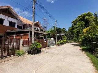For sale 1 bed townhouse in Ban Bueng, Chonburi